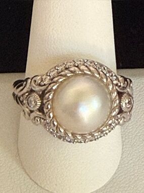 Judith Ripka Mabe Pearl Rope Design Bezel Set with CZ Stone Accents  Size 10.50